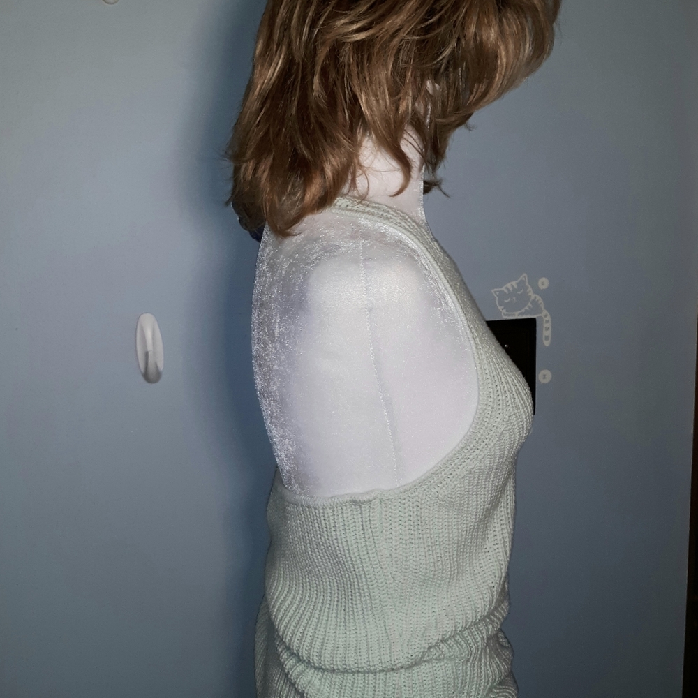 Women's Venus Sweater Halter - Picture 3 of 6